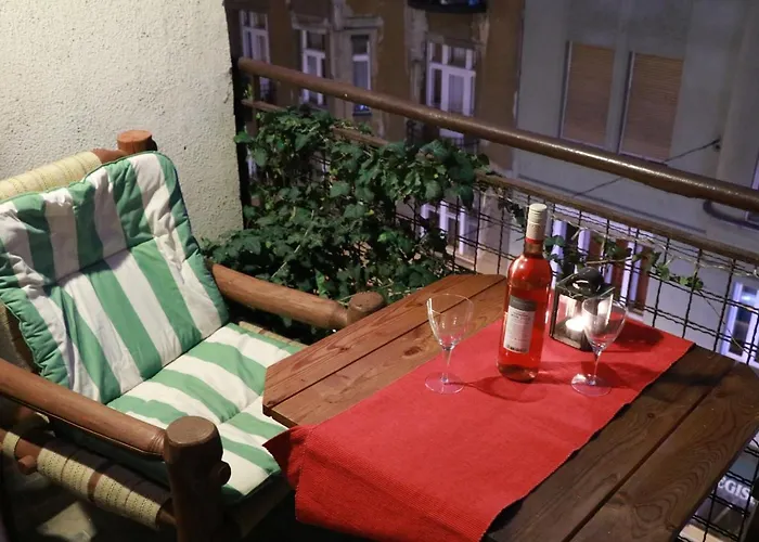 Fornax With Balcony Budapest