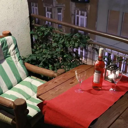 Fornax With Balcony Budapeste